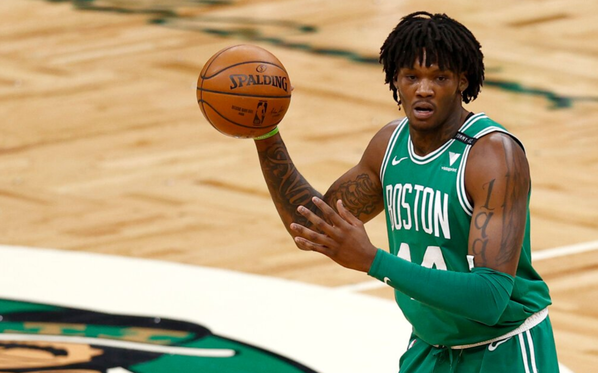 乐竞官方网站-包含芝加哥公牛训练开放日，关键时刻外线爆发引欢呼，欧冠在即，赛季目标并未改变的词条